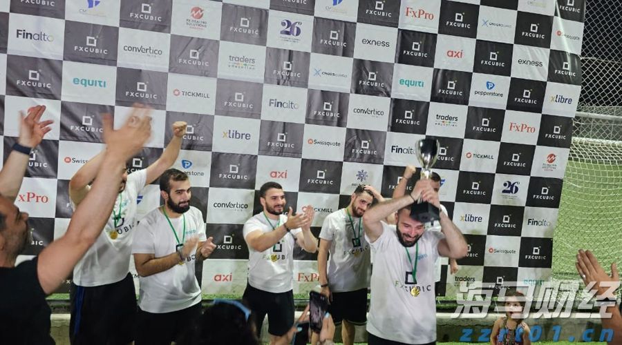 摩根士丹利:AI需求加速释放,CoWoS产能和资本开支显著增长